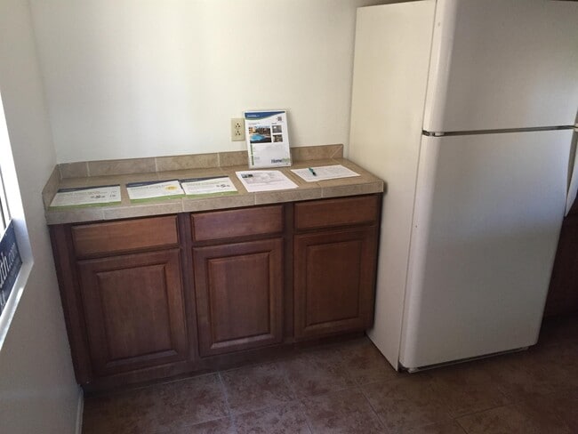 Photo - 1810 E Blacklidge Dr