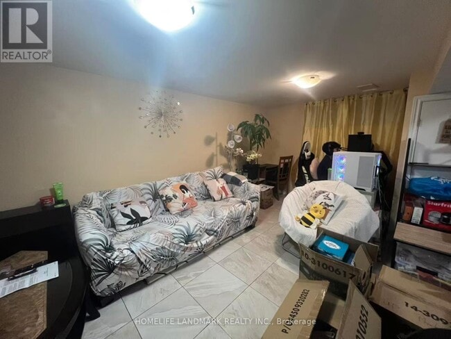 Photo - 94 Longford Dr