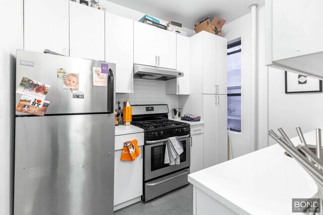 Building Photo - 107 E 88th St Unit 2D Rental