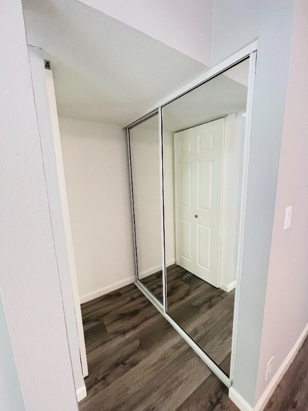 Photo - 7044 Hawthorn Ave Unit 307