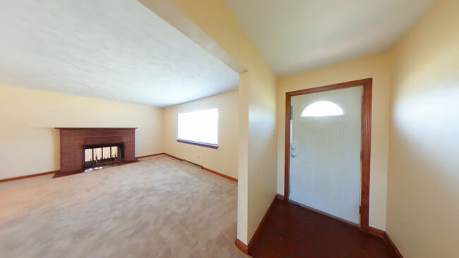 Photo - Brick Ranch Near Newport News City Center For Rent