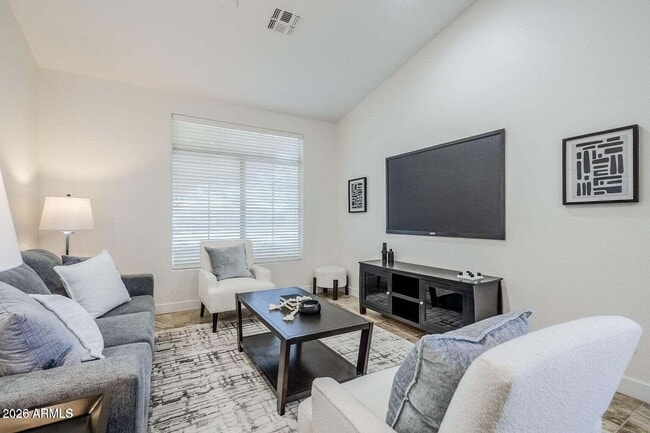 Photo - 1001 N Quail Ln