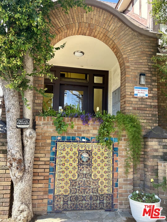 Photo - 1817 Ivar Ave Unit 102