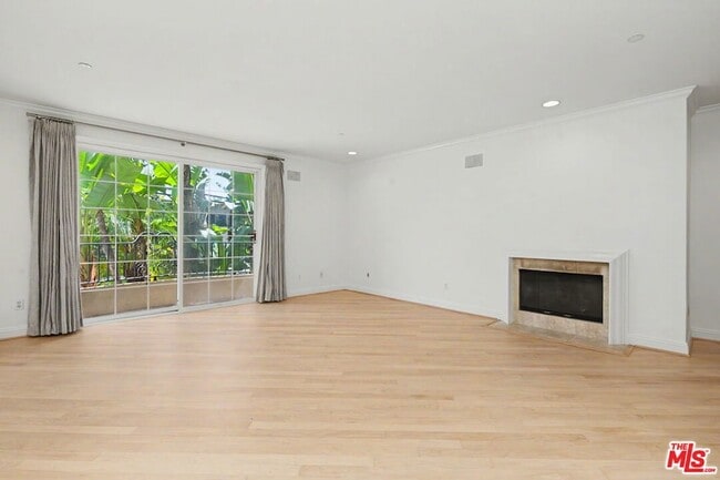 Photo - 1830 Pelham Ave
