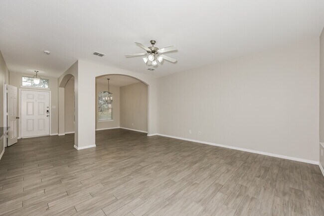 Photo - 2020 Natchez Dr