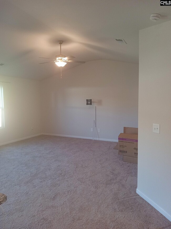 Photo - 425 Misty Knl Dr