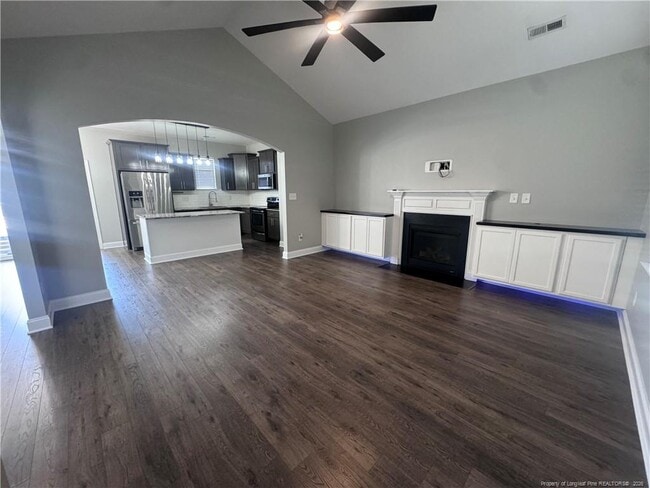 Photo - 1544 Vandenberg Dr