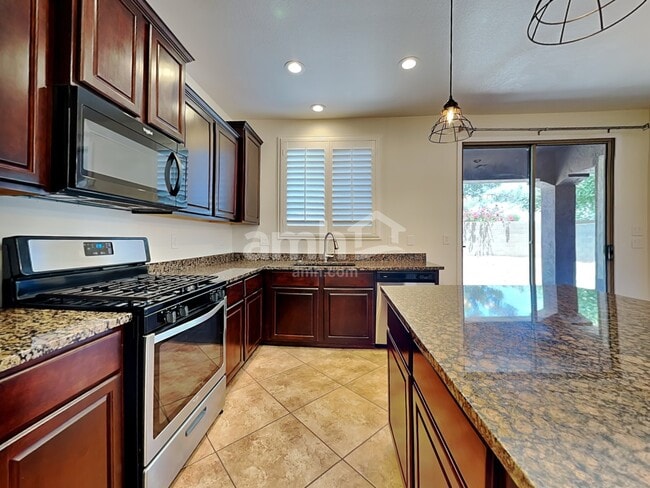 Photo - 6211 S Pearl Dr