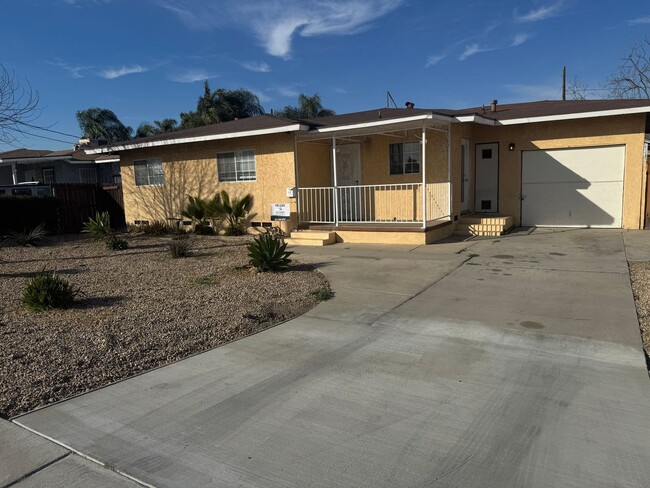 3 bedroom 1 Bathroom Home in Colton - 3 bedroom 1 Bathroom Home in Colton