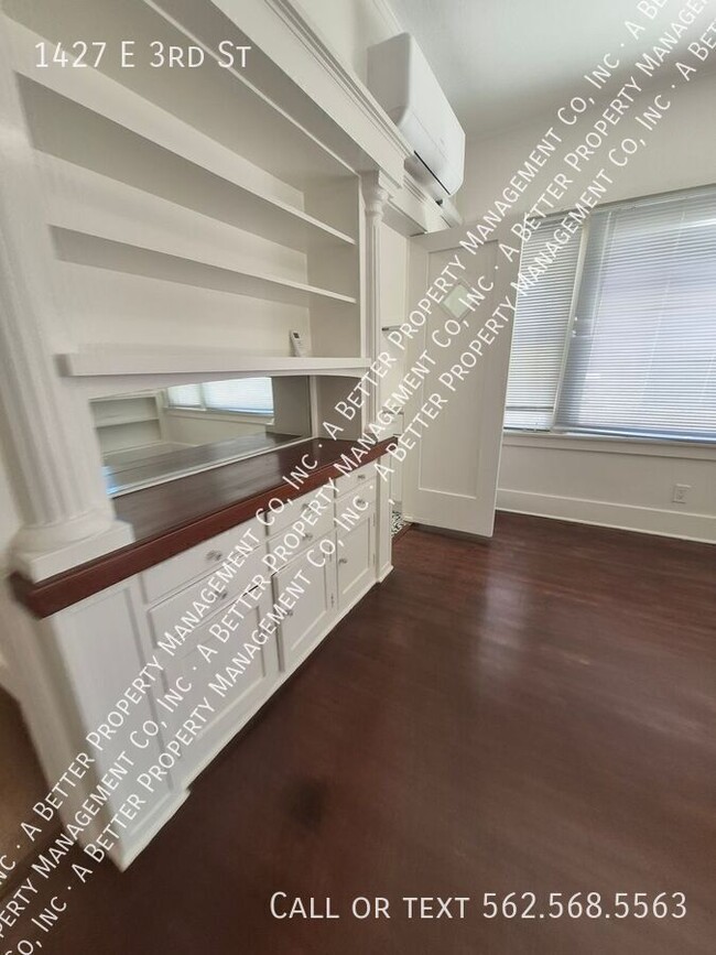 Photo - 1427 E 3rd St