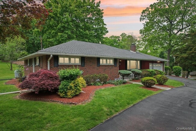 Photo - 57 Edgewood Dr