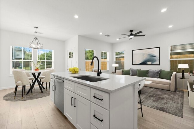 Building Photo - 5025 Rapido Rd Unit A