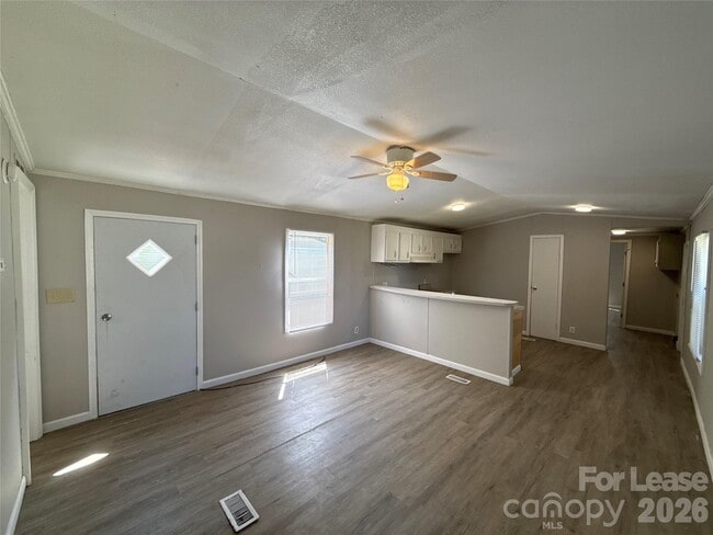 Photo - 306 Huffstetler Rd