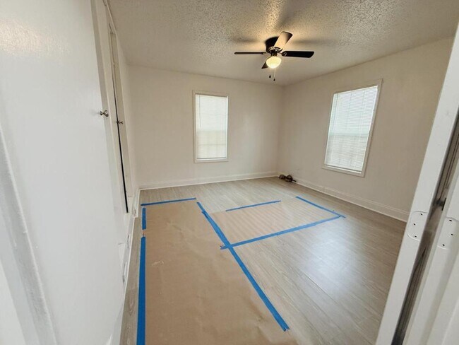 Photo - 2419 35th St