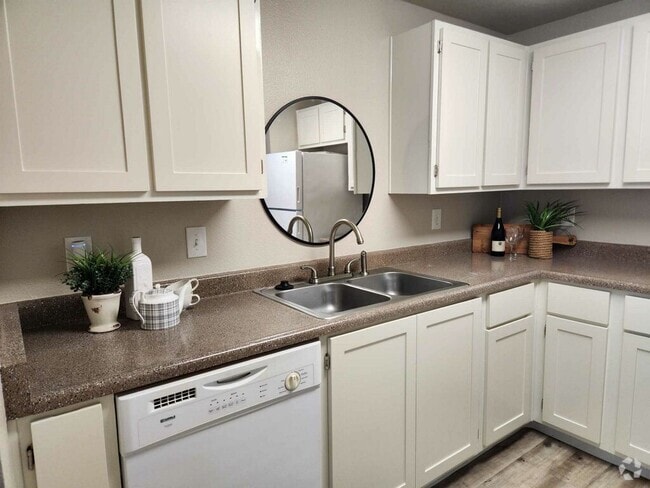 Building Photo - Town Center Heights Rental