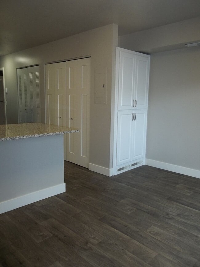 Photo - End Unit Spacious Two Bedroom Two & Half B...