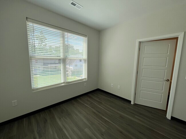Lincoln Townhomes
