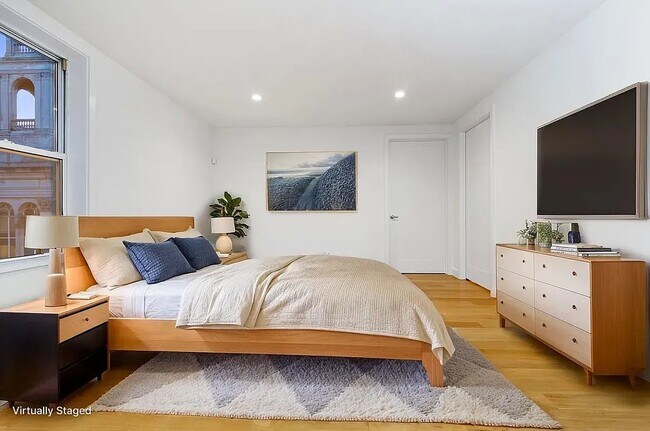 Photo - 239 Bleecker St Unit 4