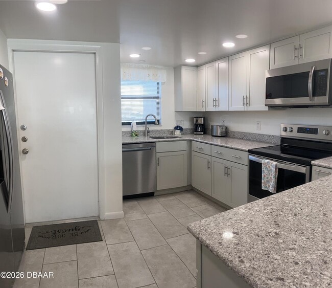 Photo - 1571 S Atlantic Ave Unit 202