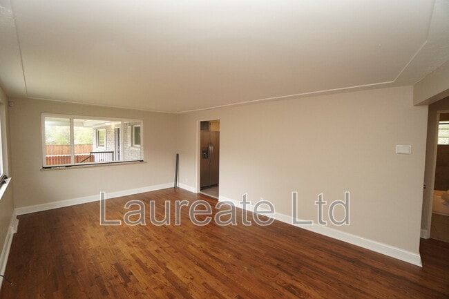 Photo - 2268 W Maplewood Ave