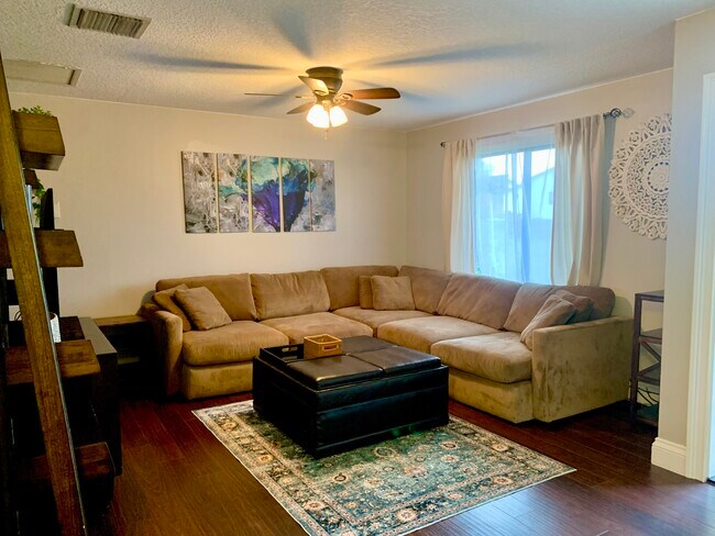 Photo - 11883 Sturbridge Ln