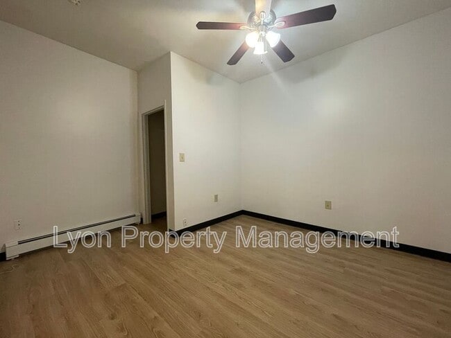 Photo - 50 Hedley Ave Unit 5