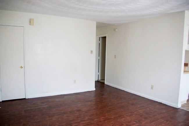 Photo - 6343 Chesapeake Blvd