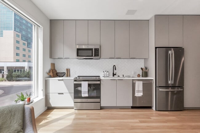 Photo - The Broadleaf