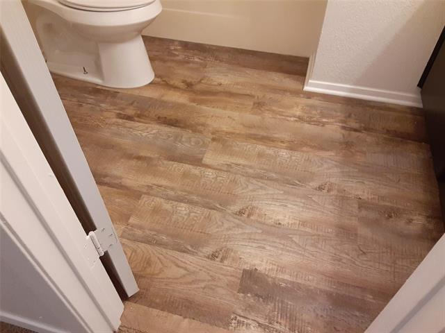 Photo - 812 NW Summercrest Blvd