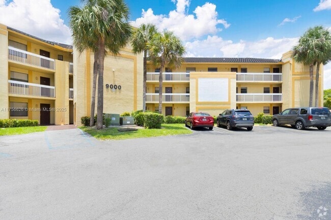 Building Photo - 9044 NW 28th Dr Unit 3-305 Rental