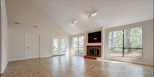 Photo - 1746 Cloister Dr