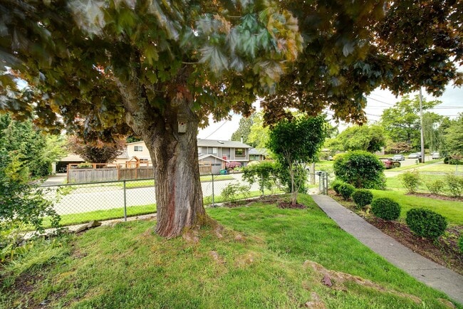 Photo - 9234 36th Ave SW