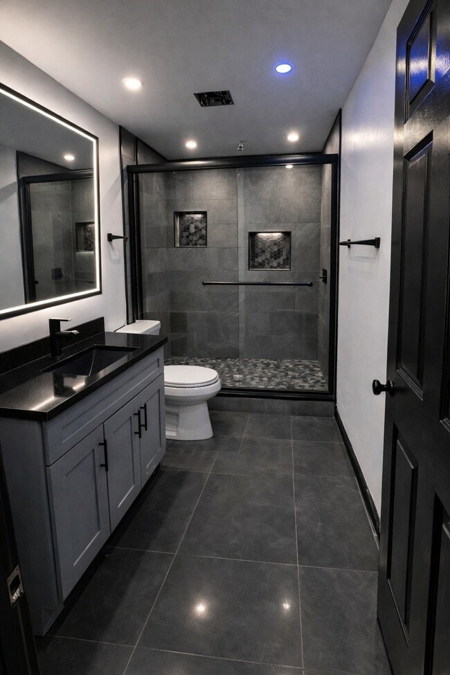 Building Photo - 833 Udall Rd