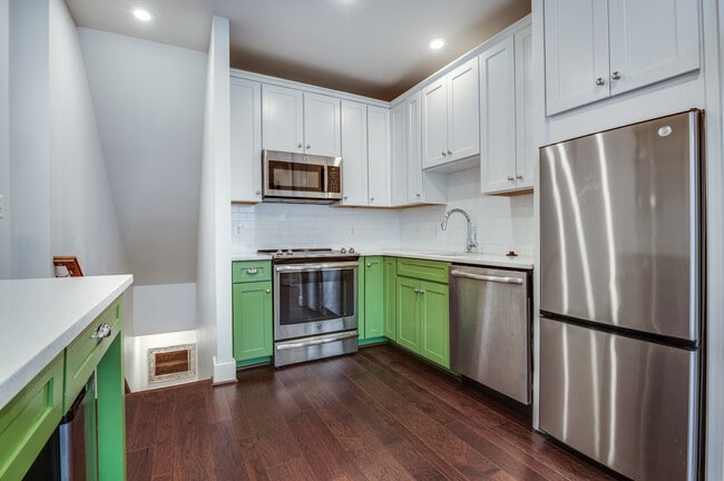 Building Photo - 7229 Georgia Ave NW Unit A Rental
