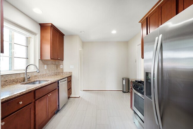 Photo - 5609 6th St S