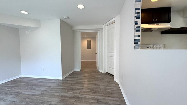215 N Wild Olive Ave Unit 1