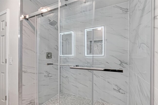 Photo - 25503 Foxbriar Ln