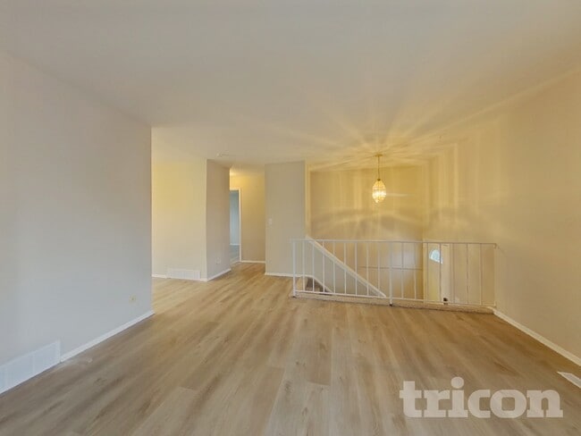 Photo - 1317 Doyle Pl