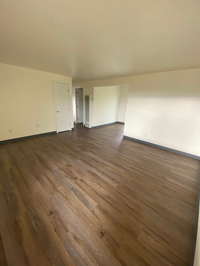 Photo - 10901 Addison St SW