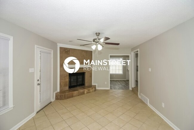 3 Bedroom Pet-Friendly Home in Memphis, TN with Main Street Renewal