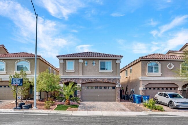 Photo - Beautiful 4 Bed 2.5 Bath Home Jones and Wa...