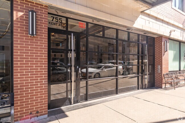 Photo - 755 Kent Ave