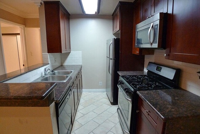 Photo - 20/20 Villa Apts