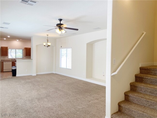 Photo - 4821 Longshot Dr