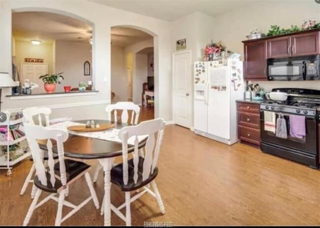 Photo - 15411 Baker Meadow Loop