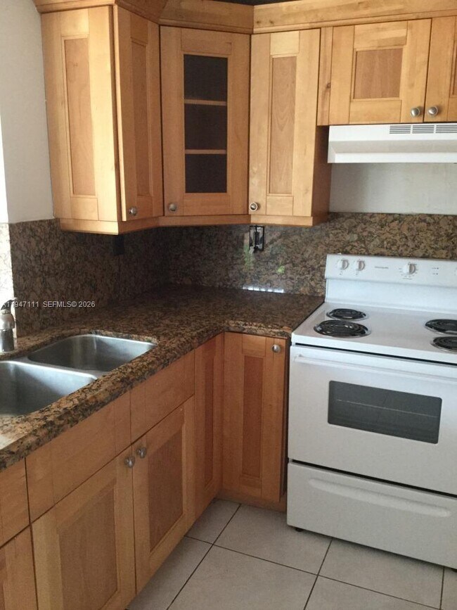 Photo - 10303 NW 9th St Cir