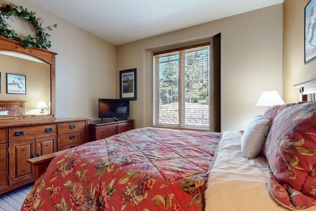 Photo - Beautiful 2 Bed, 2 Bath Fully Furnished Condo – Sierra Star Golf Course