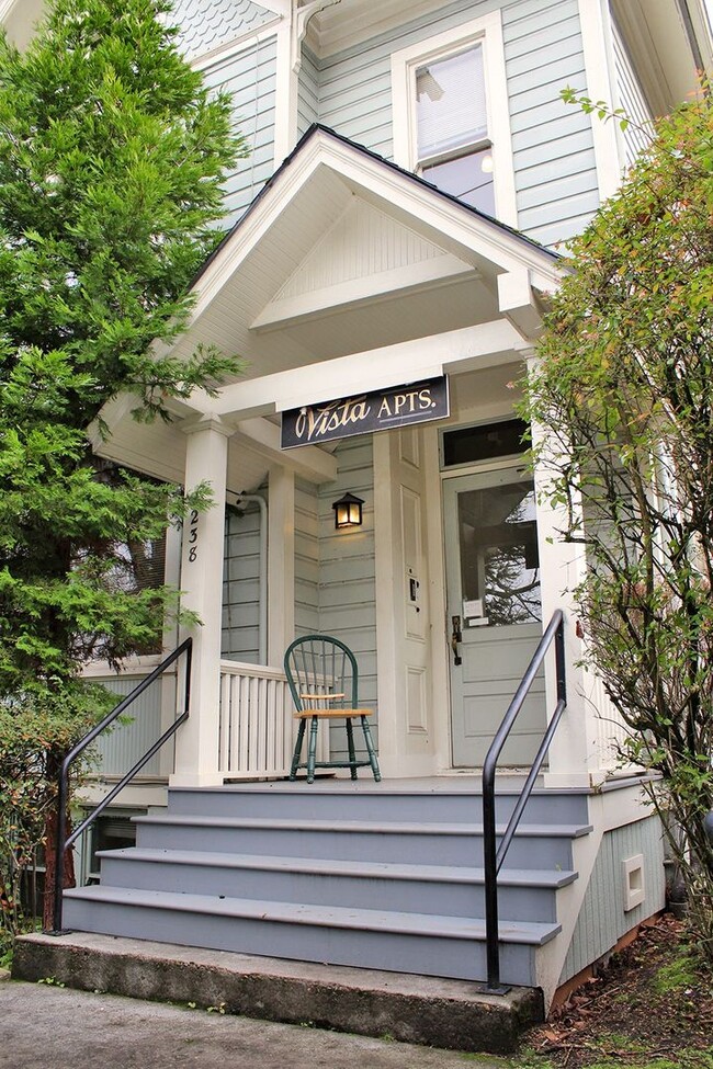 Photo - 2234-2238 SW Vista Ave Unit 2