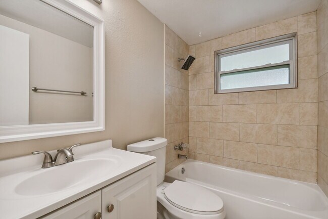 Photo - 3525 Umber Rd