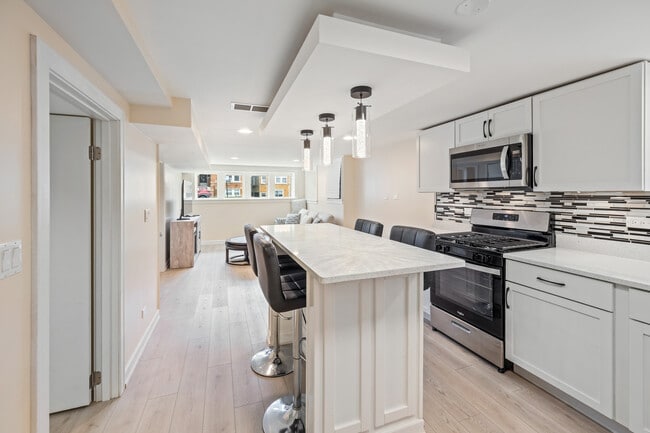 Photo - 5219 W Deming Pl